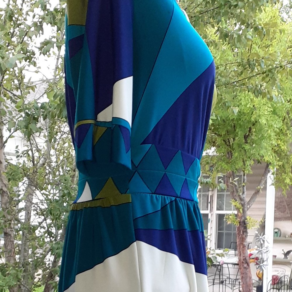 NEW DIRECTION DRESS - Picture 3 of 6